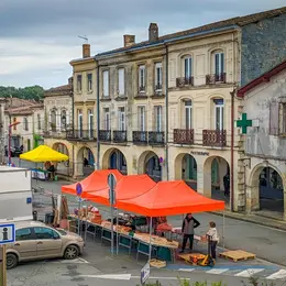 Marché hebdomadaire du samedi matin de Créon