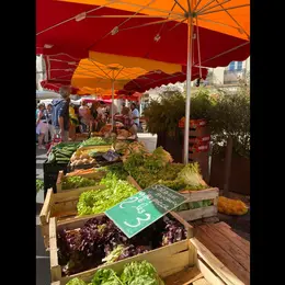 Marché hebdomadaire du vendredi matin de Targon