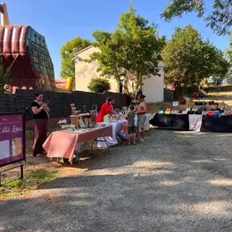 Marché nocturne d'été