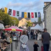 Marché nocturne de Azay-le-Rideau