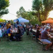 Marché nocturne et gourmand