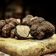 Marché traditionnel, au gras et aux truffes - Thiviers