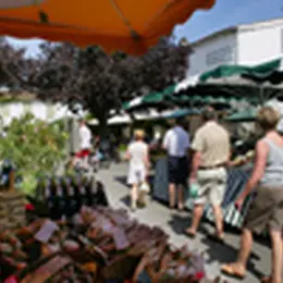 Marché traditionnel de Mézin