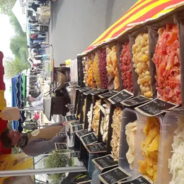 Marché traditionnel saisonnier