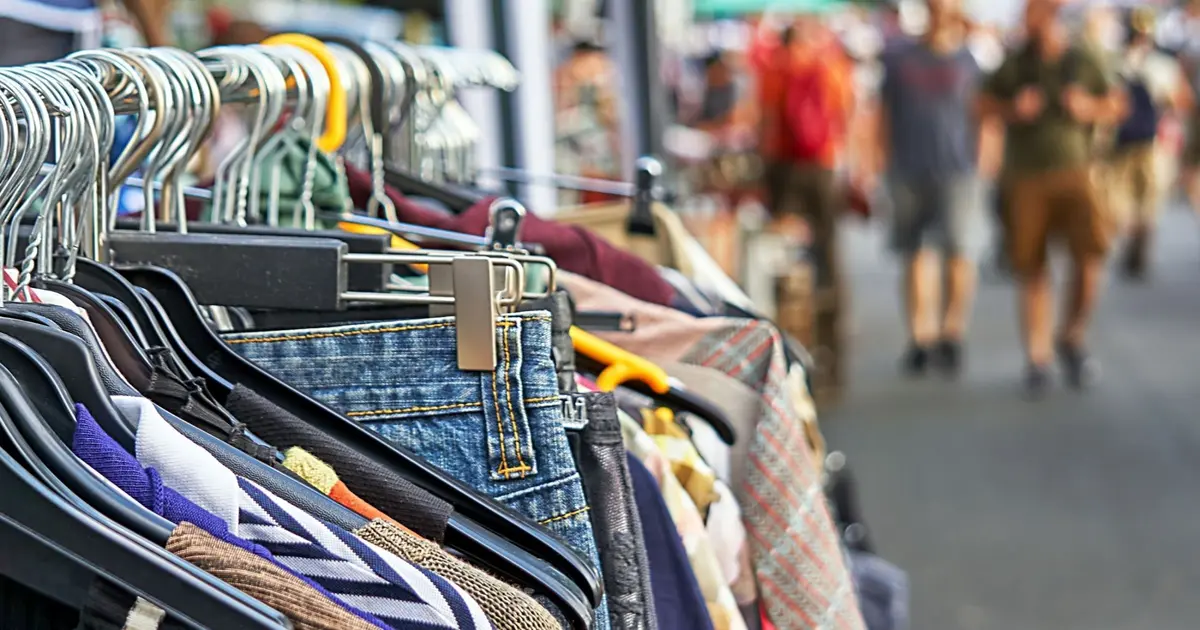 Marchés aux puces dans le Haut-Rhin : où chiner les 3 et 4 octobre 2026 ?