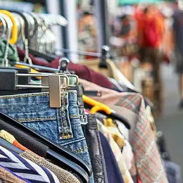 Marchés aux puces dans le Haut-Rhin : où chiner les 3 et 4 octobre 2026 ?