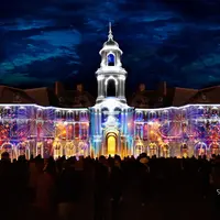 Les projections du l'Hôtel de Ville de Rennes émerveillent le public, comme ici lors d'une précédente édition DR