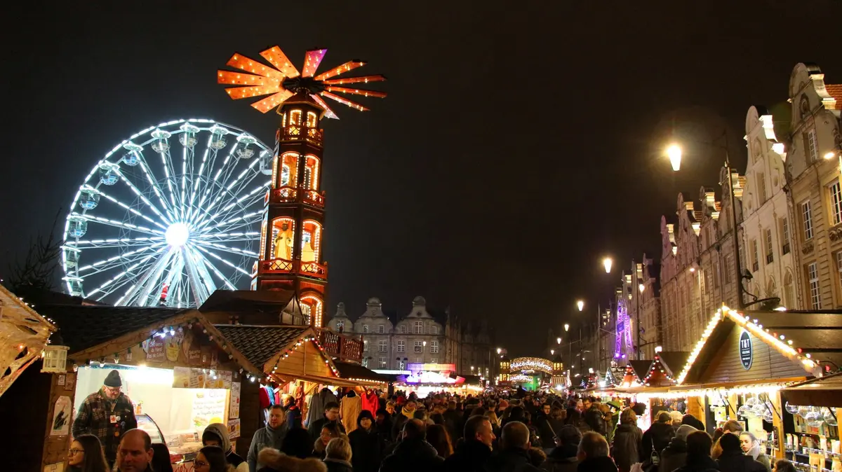 Le march&eacute; de No&euml;l d'Arras