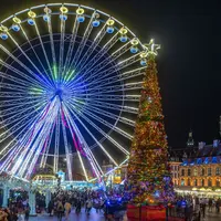 Parmi les plus
 Le marché de Noël de Lille et sa célèbre Grande Roue &copy; Adobe Stock