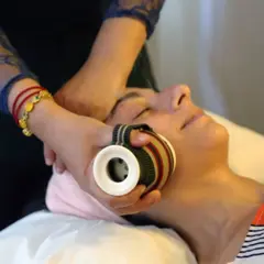 Massage ancestral du corps d'himalaya à Neuilly-sur-Seine (92)