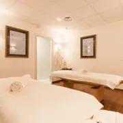 Massage au Spa de l'Hôtel Renaissance Paris St Cloud (92)
