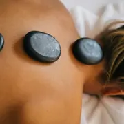 Massage aux pierres chaudes à Reims (51)