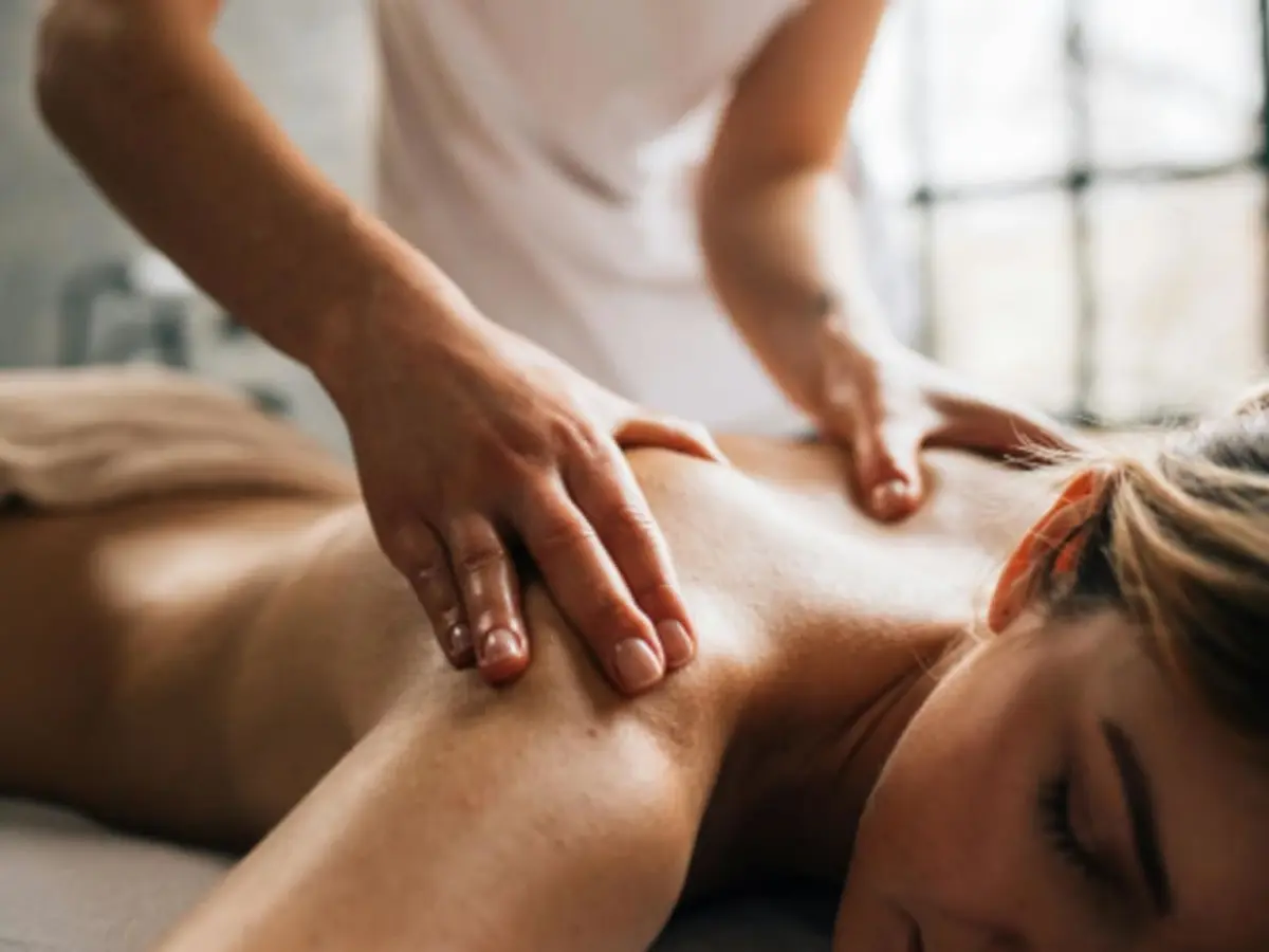 Massage californien à Saint-Maur-des-Faussés (94)