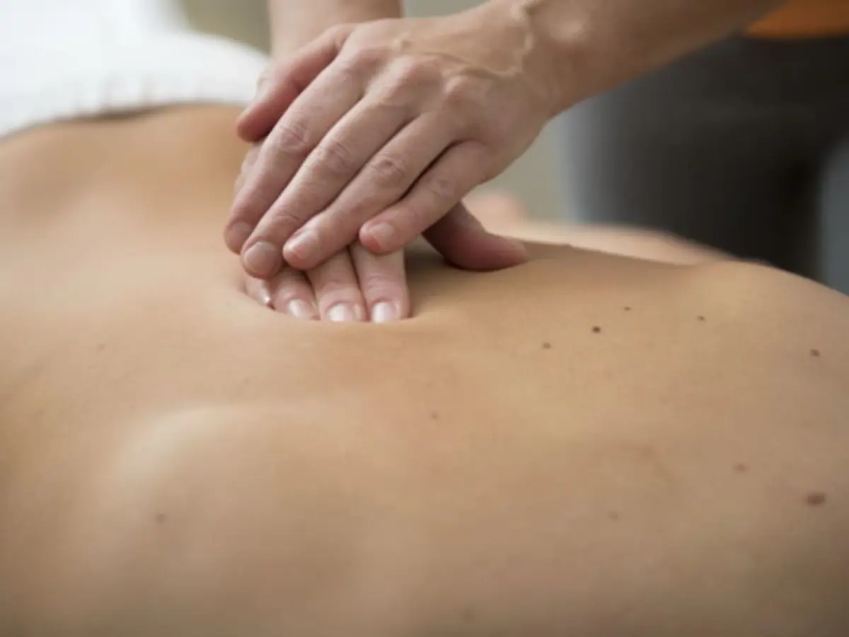 Massage dos et jambes à Angers (49)