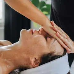 Massage du visage & crâne à Bordeaux (33)