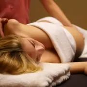 Massage prénatal à Aigues-Vives (30)
