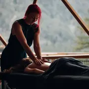 Massage relaxant à l'Hôtel Alpin d'Home aux Orres (05)