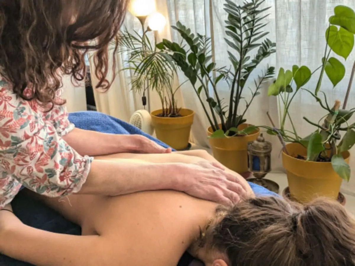 Massage sur-mesure & intuitif à Paris 11ème