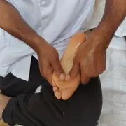 Massage sur zone chez Fabulous Massage à Toulouse (31)