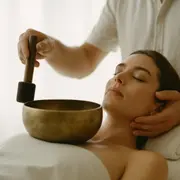 Massage visage anti-âge vibratoire à Paris 18ème