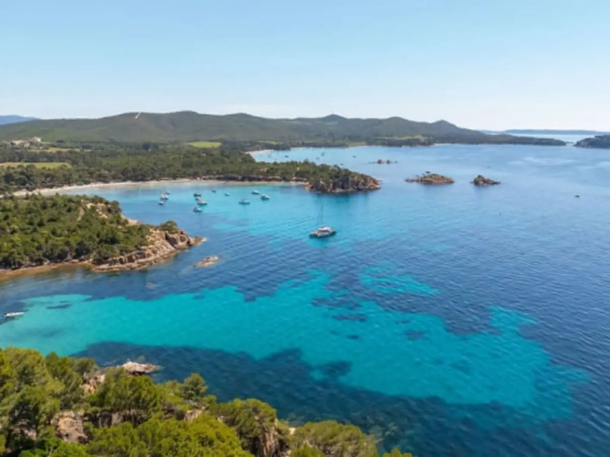 Matinée découverte en catamaran au départ de Hyères (83)