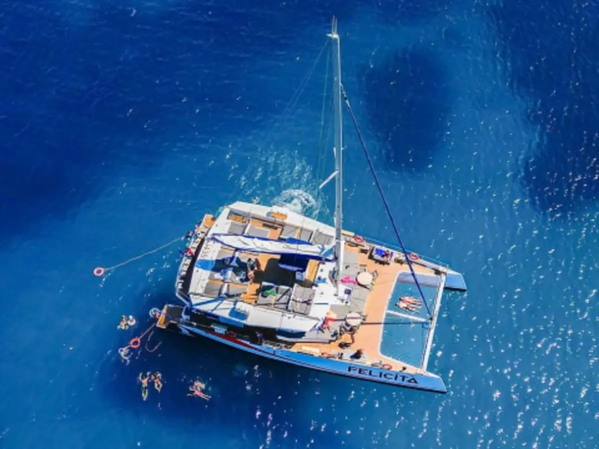 Matin&eacute;e d&eacute;couverte en catamaran depuis Saint-Rapha&euml;l (83)