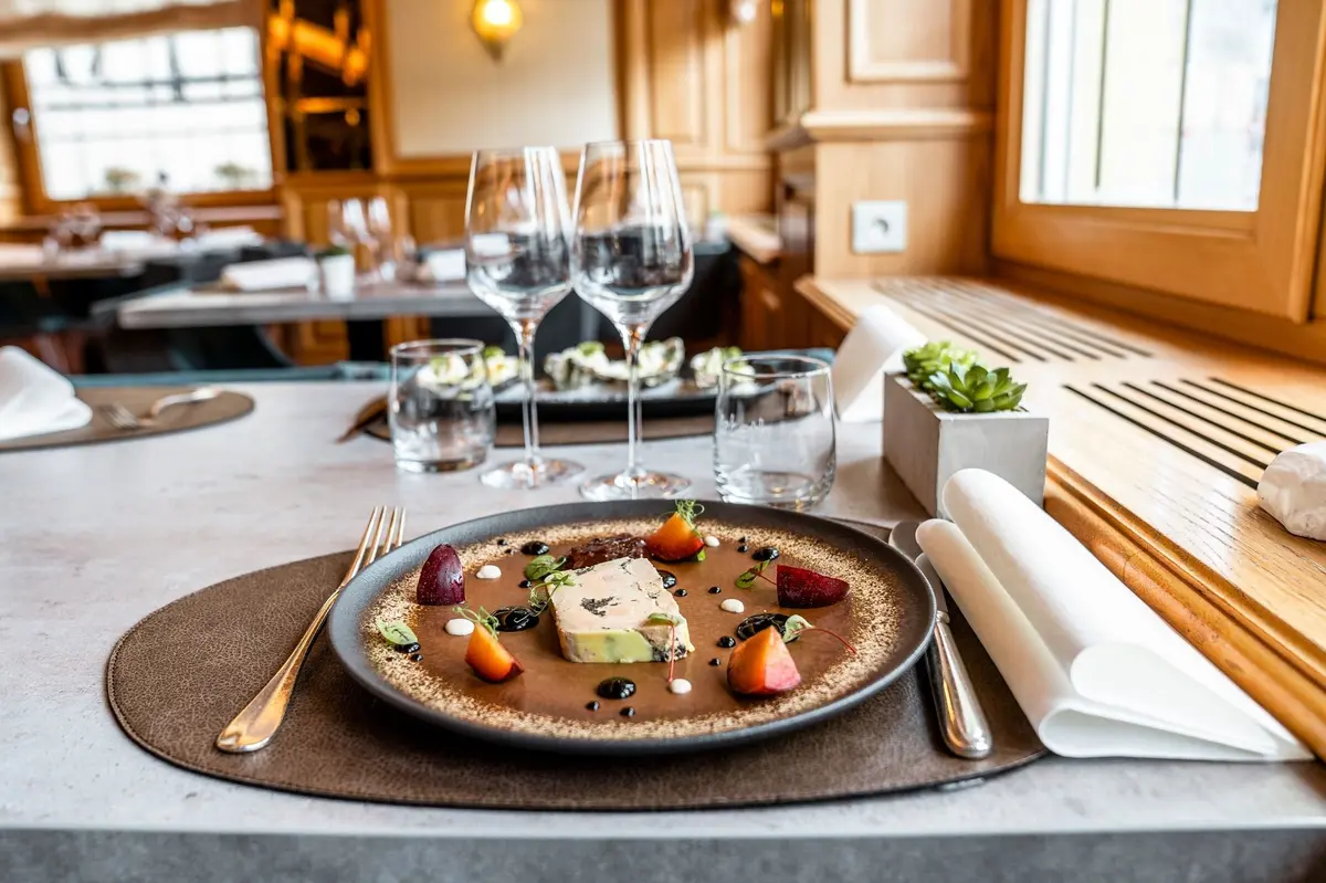 Découvrez la carte du Cheval Blanc et ses menus spéciaux pour les fêtes