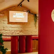 Merci Internet Le meilleur bluffeur à Paris 9ème