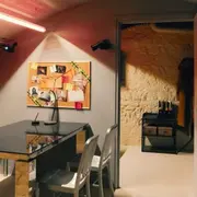 Merci Internet Qui aura le meilleur alibi ?  à Paris 9ème