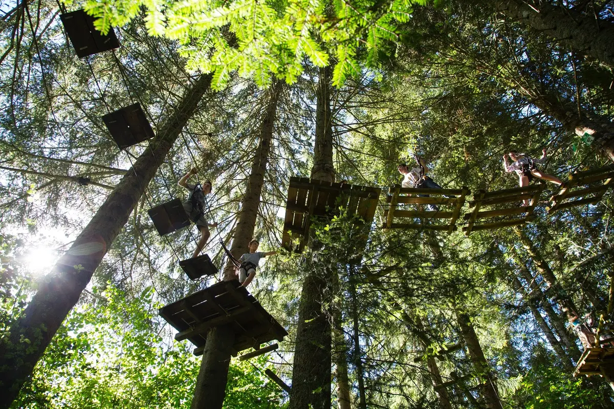 Accrobranche à Métabief Aventures