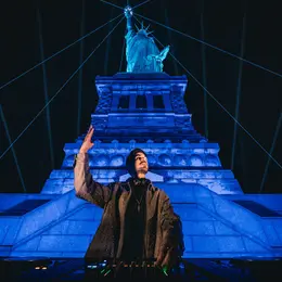 Michael Canitrot dévoile « Arcadia », son nouveau single né à la Statue de la Liberté