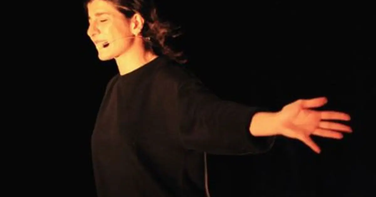 Mina Kavani dans I'm deranged