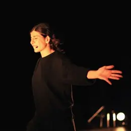 Mina Kavani dans I'm deranged