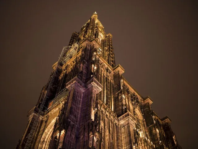 La Cathédrale de Strasbourg est sublimée par la lumière