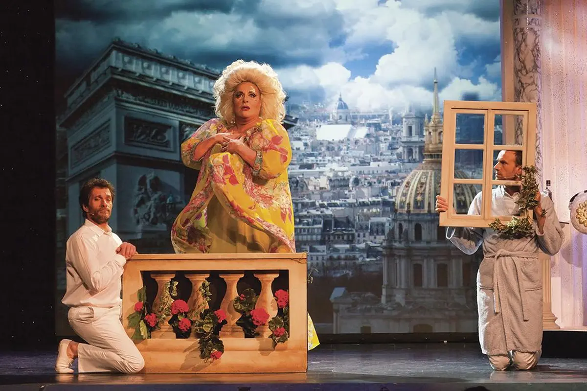 Miss Carpenter, ou quand Marianne James campe une femme excentrique qui se prend pour Marylin Monroe