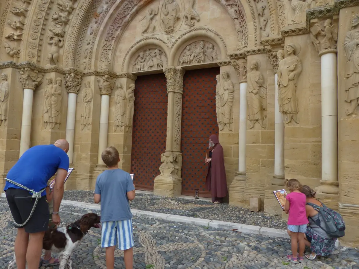 Mission Sainte-Foy : le code du chapiteau