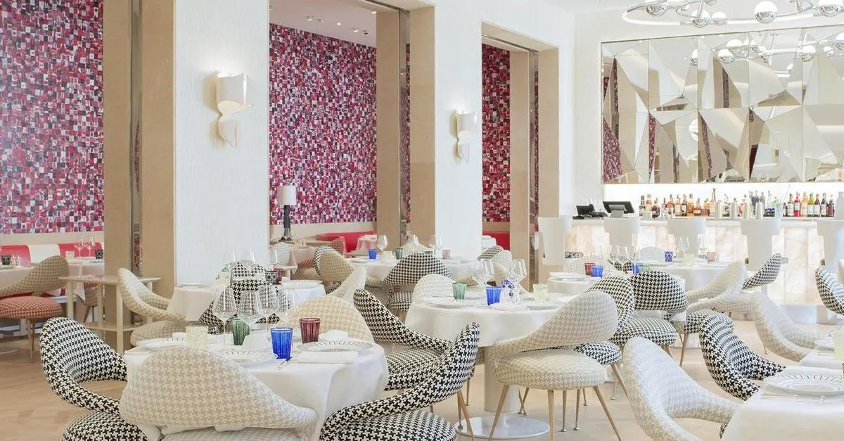 Monsieur Dior au 30 Montaigne récompensé d'une étoile au Guide Michelin 2026