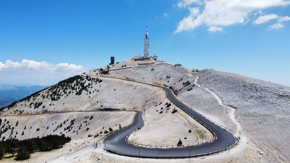 Paysage lunaire du Mont Ventoux