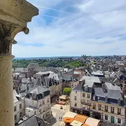 Montée tour dans la cathédrale de Laon !