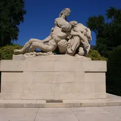 Monument aux morts de la place de la République