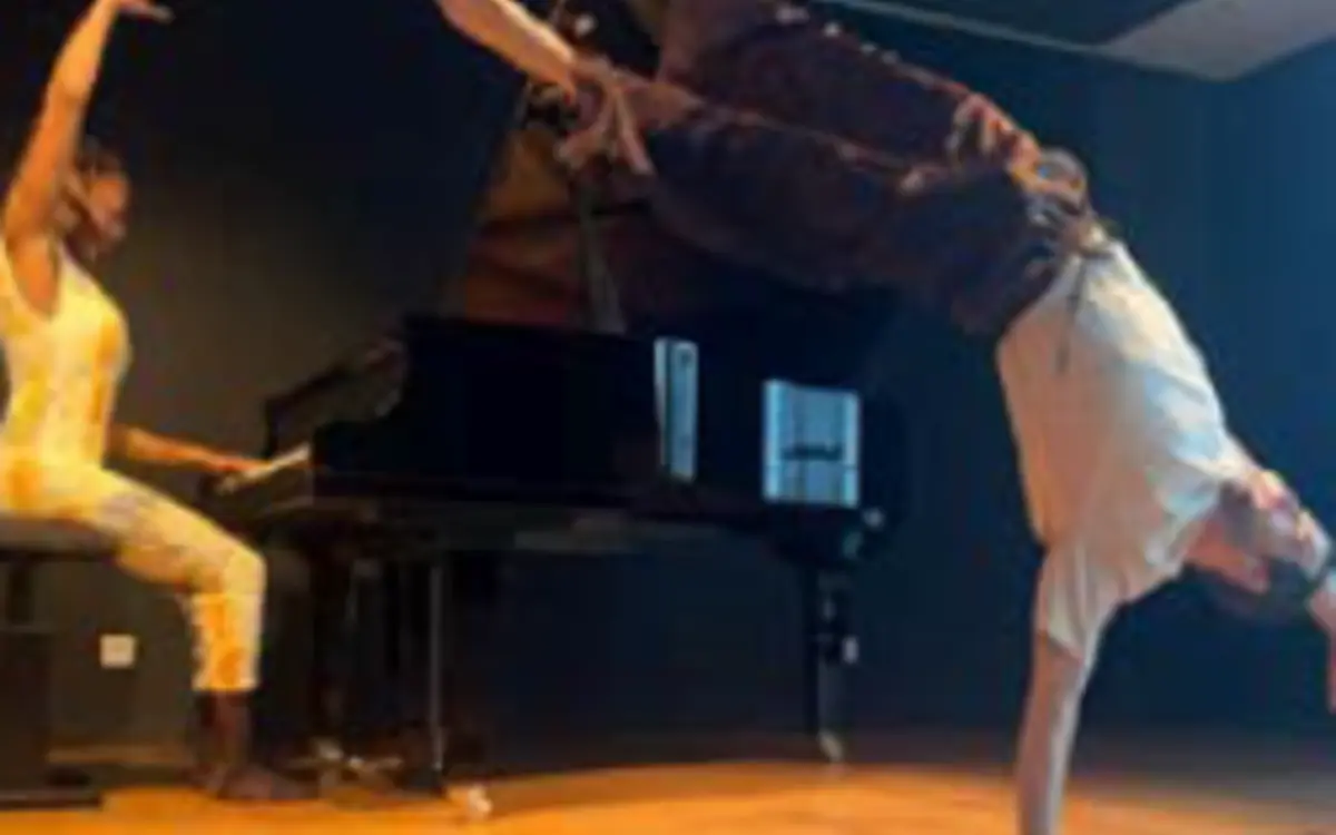 Moovin piano