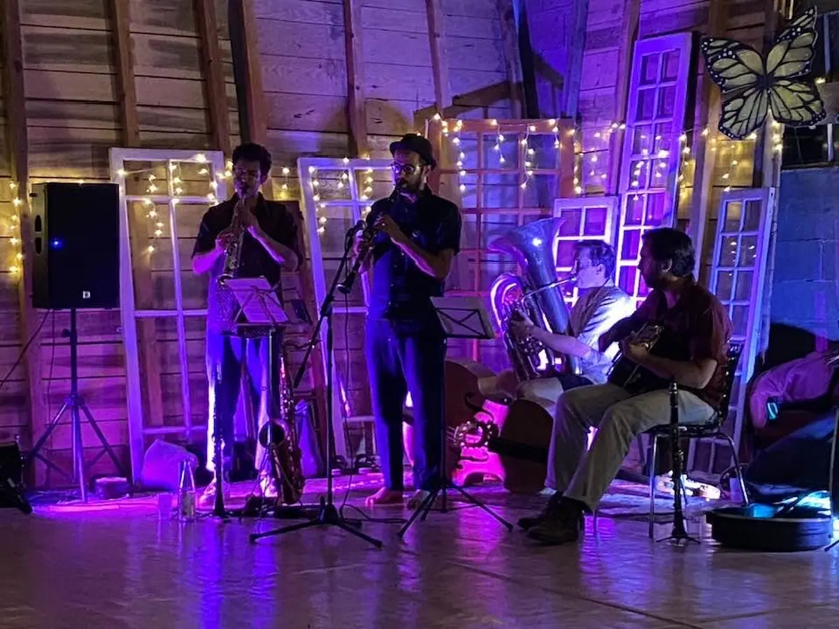 Moulin Show