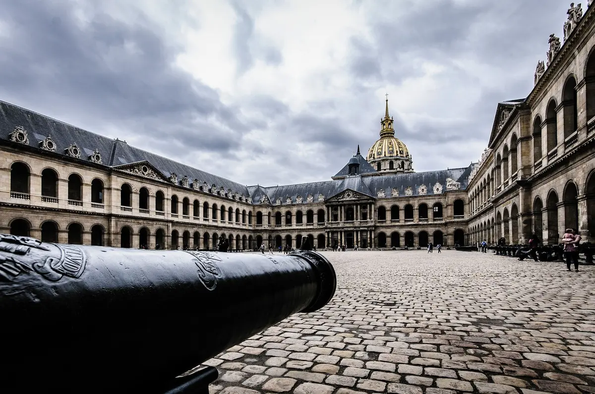 L'H&ocirc;tel des Invalides o&ugrave; se trouve le Mus&eacute;e de l&rsquo;Arm&eacute;e