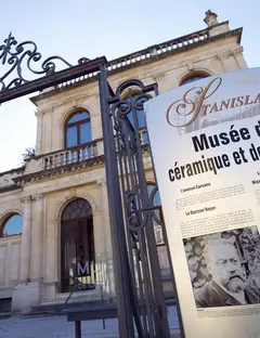 Musée de la Céramique et de l'ivoire