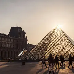 Musée du Louvre : Entrée réservée + Visite guidée en soirée