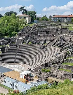 Musée et théâtres romains