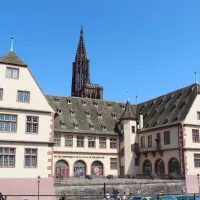 Le musée historique de la ville de Strasbourg, en face de l'ancienne douane &copy; JDS