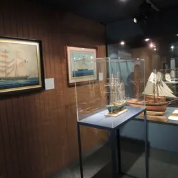 Musée maritime, suivez l'guide !