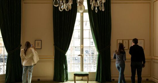 Mus&eacute;e Yves Saint Laurent Paris : Visite guid&eacute;e avant les heures d'ouverture