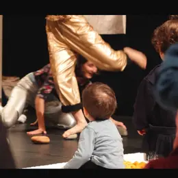 Musique et danse: Cou erture